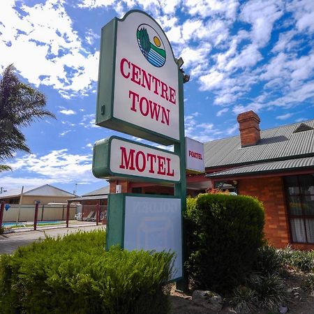 Centre Town Motel เนแกมบาย ภายนอก รูปภาพ